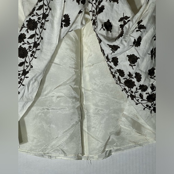 Ann Taylor Embroidered Floral Pattern Skirt Women’s Size 2. 1/4 Back In Back - Picture 8 of 12